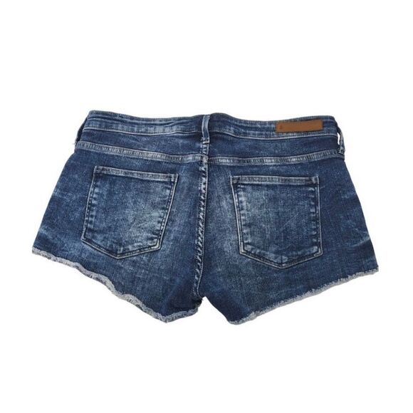 H&M Denim Shorts 8 Women's Dark Wash Raw Hem Distressed Bottoms - Picture 3 of 6